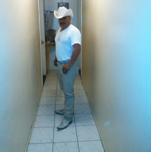 Meet your Posher, Gregorio